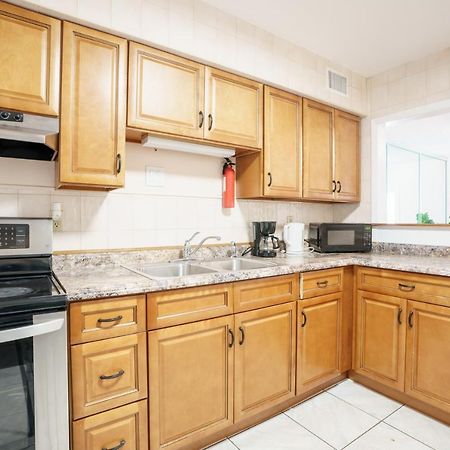 Modern 3-Bedroom In The Heart Of Wynwood Art District マイアミ エクステリア 写真