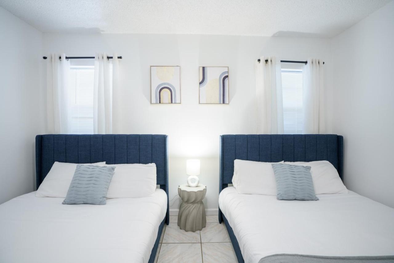 Modern 3-Bedroom In The Heart Of Wynwood Art District マイアミ エクステリア 写真