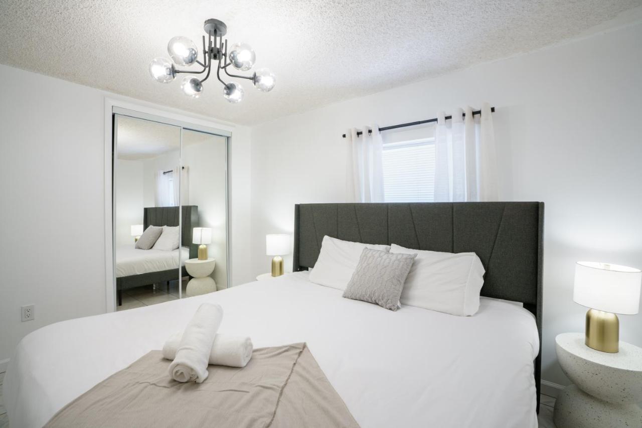 Modern 3-Bedroom In The Heart Of Wynwood Art District マイアミ エクステリア 写真