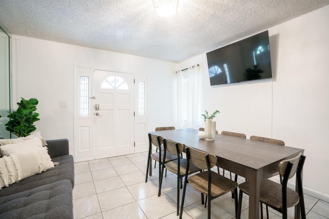 Modern 3-Bedroom In The Heart Of Wynwood Art District マイアミ エクステリア 写真